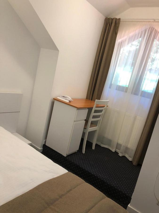 Pensiunea Piscul Cainelui Sinaia Eksteriør bilde